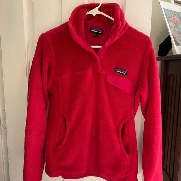 Patagonia Jackets & Blazers - Patagonia Snap-T Fleece Pullover in Hot Pink